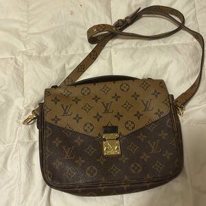 Louis Vuitton  bag